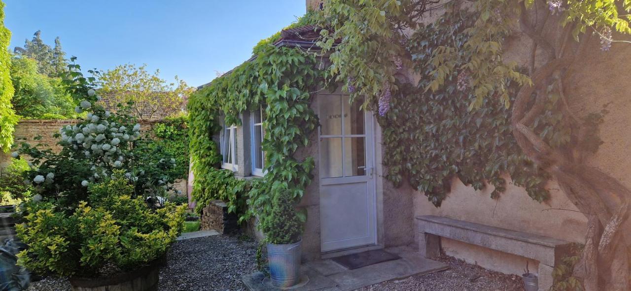 La Tour Du 12 Villa Chamboeuf Buitenkant foto